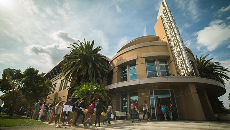 参观道奇学院